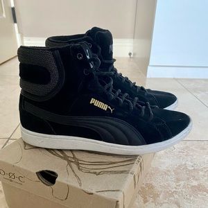 Women’s puma high top sneakers